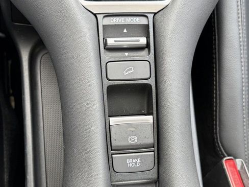 Used 2024 Honda HR-V EX-L image 25