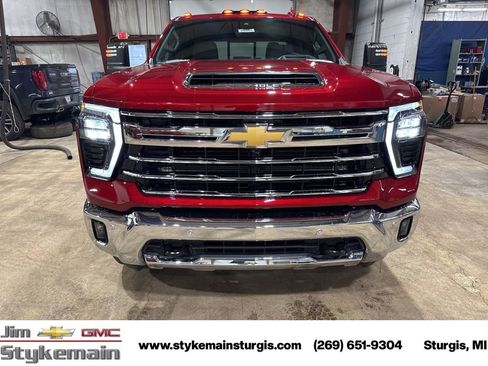 New 2026 Chevrolet Silverado 2500 LTZ w/ LTZ Plus Package AWD/4WD image 13