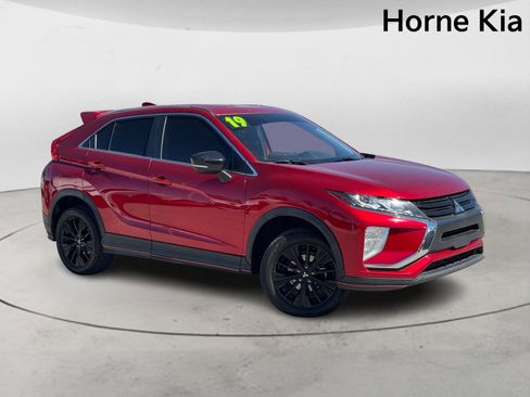 Used 2019 Mitsubishi Eclipse Cross AWD image 2