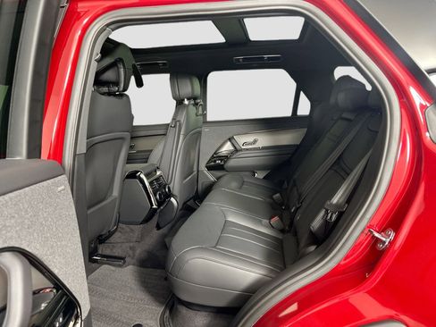 Certified 2025 Land Rover Range Rover Sport SE image 17
