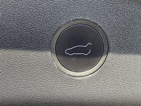 Used 2023 Tesla Model 3 Standard Range RWD image 5