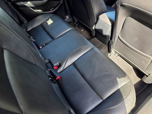 Used 2020 MAZDA MAZDA3 Select image 34