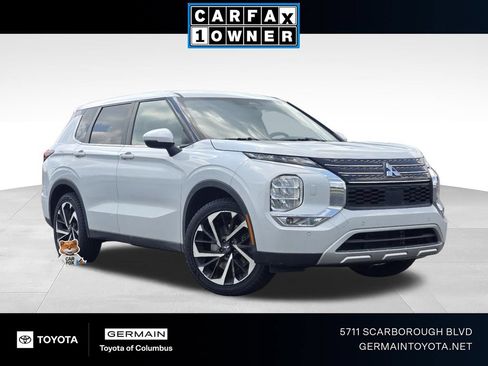 Used 2022 Mitsubishi Outlander SE AWD/4WD image 1