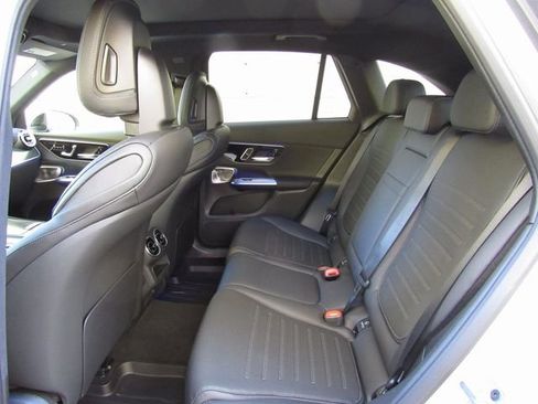 New 2026 Mercedes-Benz GLC 300 4MATIC image 14