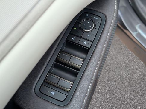 Certified 2026 Lexus RX 350 AWD w/ Convenience Package image 9