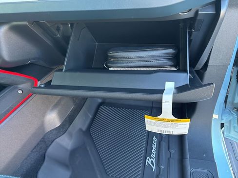 New 2025 Ford Bronco Heritage Edition image 30