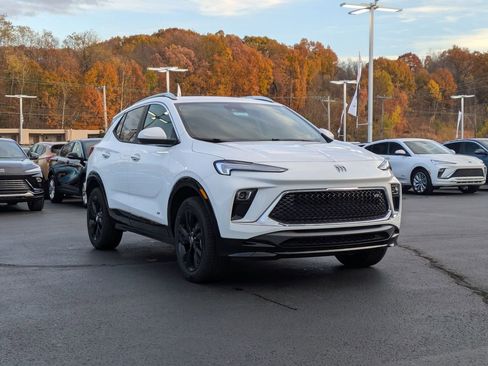 New 2026 Buick Encore GX Sport Touring w/ Comfort Package image 3