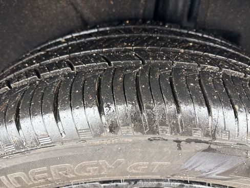 Used 2024 Buick Encore GX Sport Touring w/ Comfort Package image 11