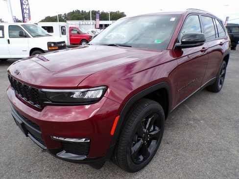 New 2025 Jeep Grand Cherokee L Limited w/ Black Appearance Package image 1