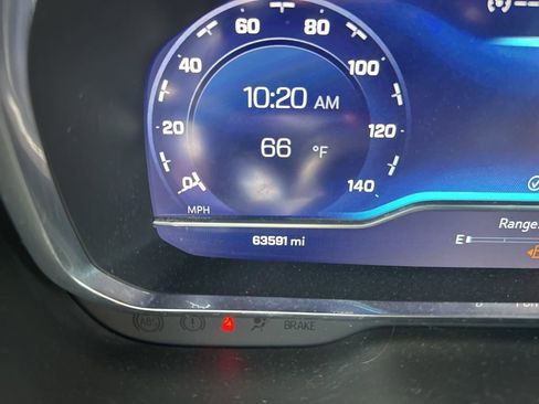 Used 2023 Chevrolet Tahoe LT w/ Luxury Package RWD image 9