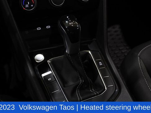 Used 2023 Volkswagen Taos SE image 21