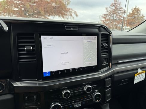 New 2026 Ford F250 Lariat w/ Black Appearance Package image 16