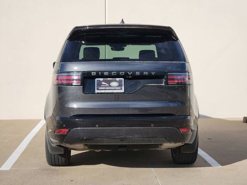 Used 2024 Land Rover Discovery Dynamic SE image 6