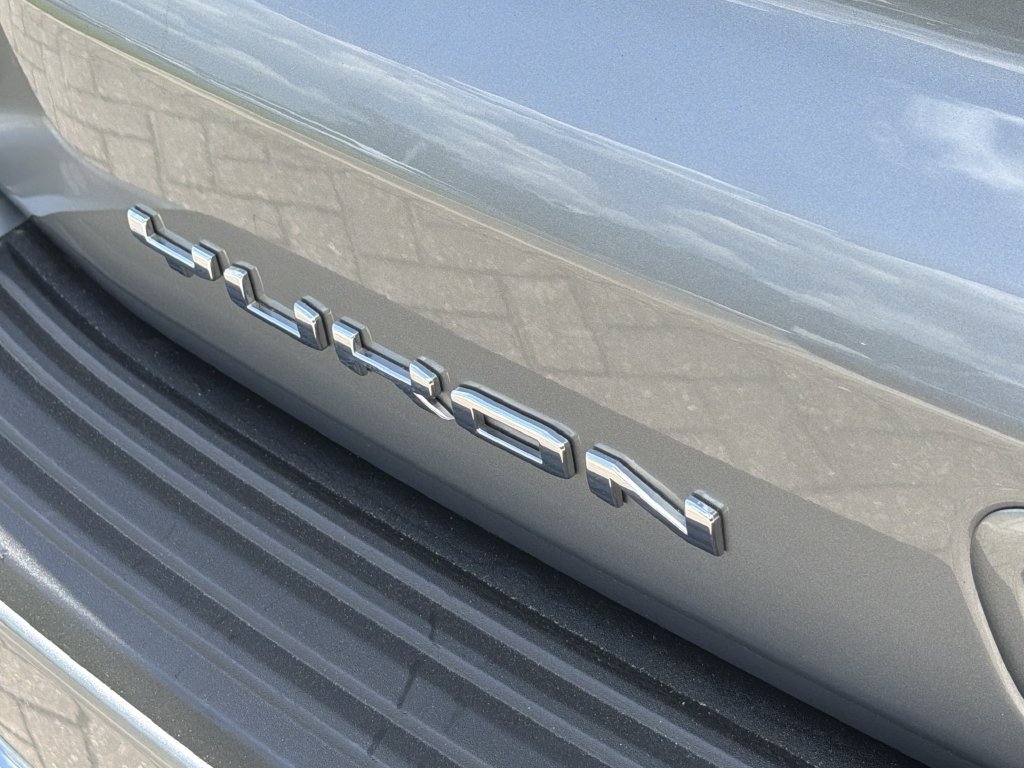 Certified 2023 GMC Yukon SLT AWD/4WD image 16