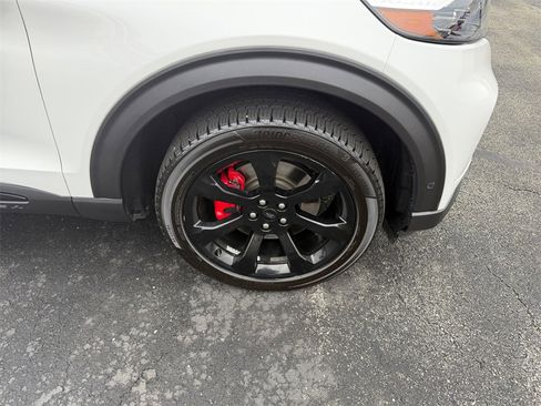 Used 2021 Ford Explorer ST w/ Equipment Group 401A image 28