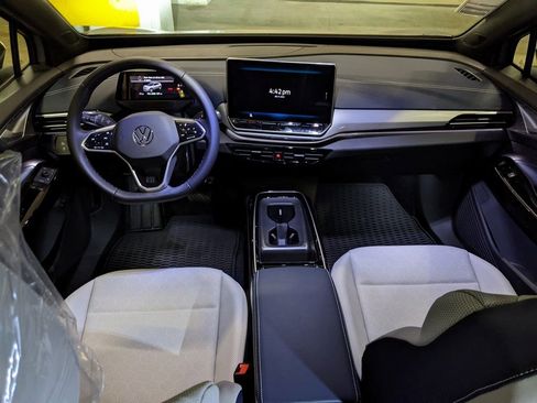 New 2025 Volkswagen ID.4 Pro S AWD/4WD image 12