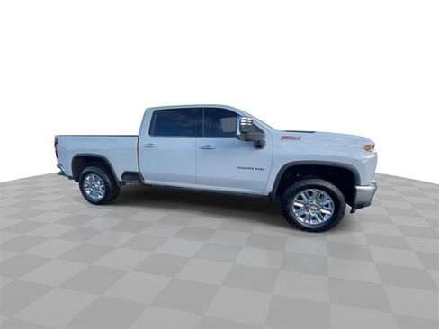 Used 2022 Chevrolet Silverado 3500 LTZ w/ LTZ Premium Package image 9