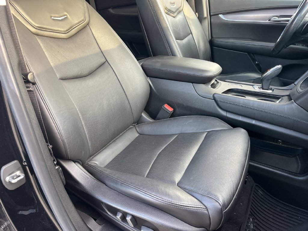 Used 2019 Cadillac XT5 Luxury FWD image 27