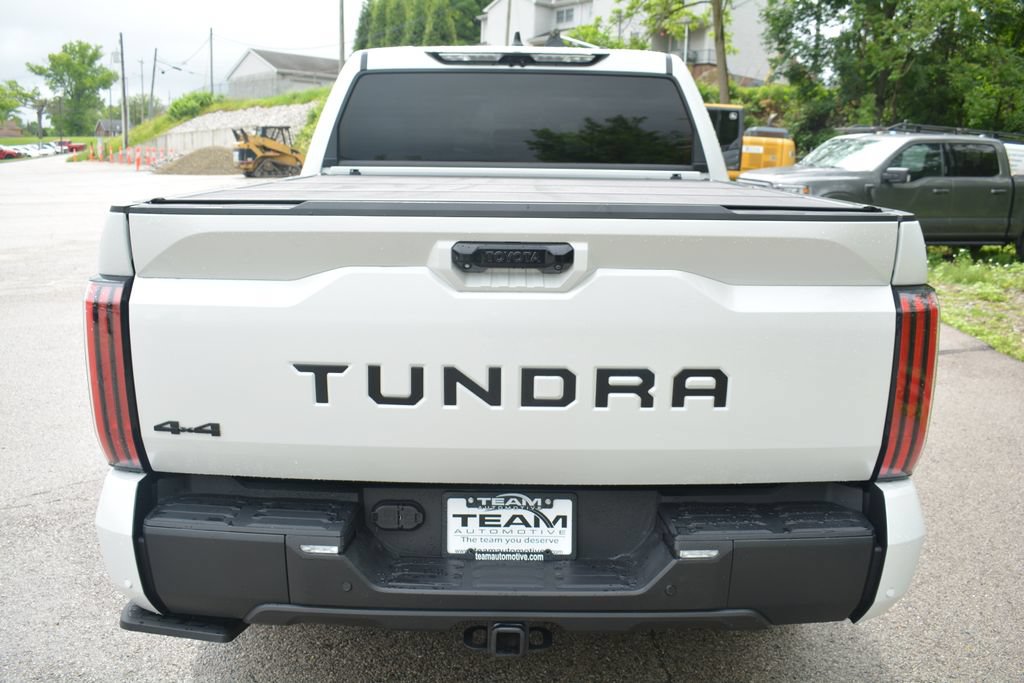 Used 2024 Toyota Tundra Limited AWD/4WD image 6