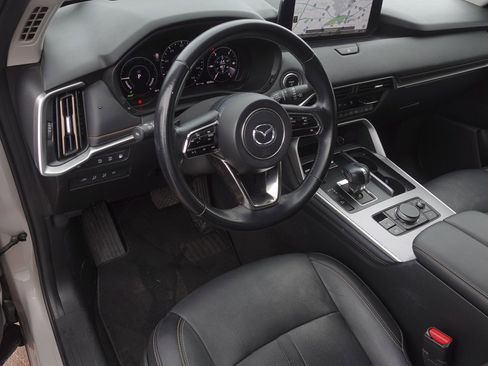 Used 2024 MAZDA CX-90 Plug-In Hybrid w/ Premium Pkg image 9