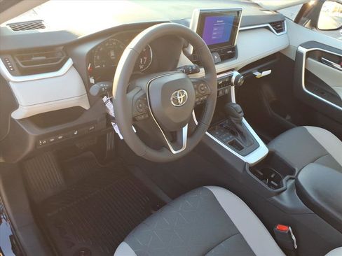 New 2025 Toyota RAV4 XLE w/ Convenience Package image 4