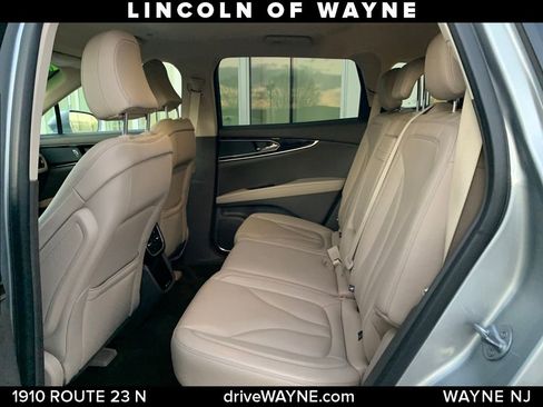 Certified 2022 Lincoln Nautilus AWD image 21