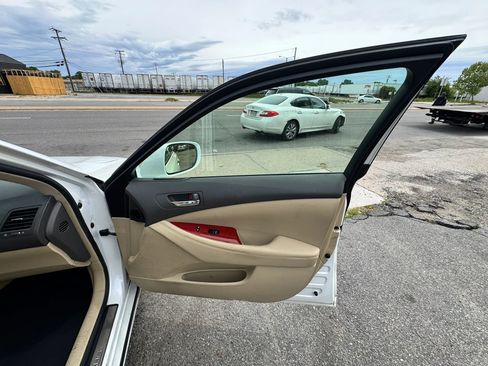 Used 2007 Lexus ES 350 FWD image 17
