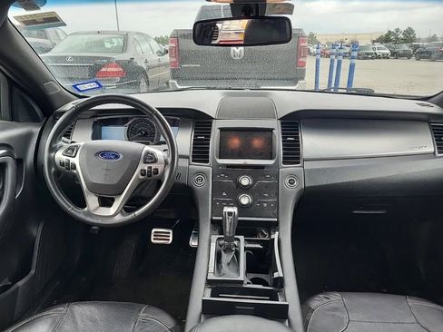 Used 2015 Ford Taurus SHO image 8