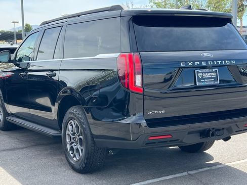Used 2025 Ford Expedition Max Active AWD/4WD image 5