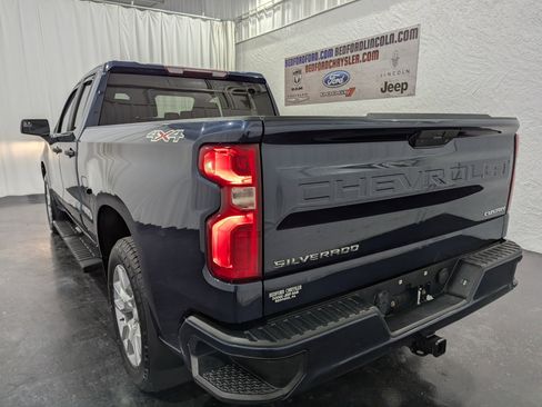 Used 2020 Chevrolet Silverado 1500 Custom w/ Custom Value Package image 9