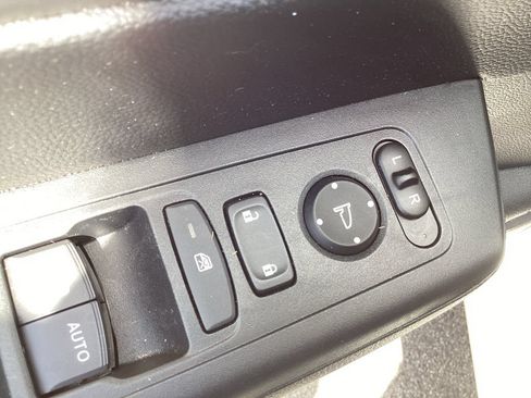 Used 2023 Honda CR-V EX image 36