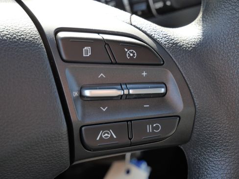 Certified 2023 Hyundai Kona SE image 32