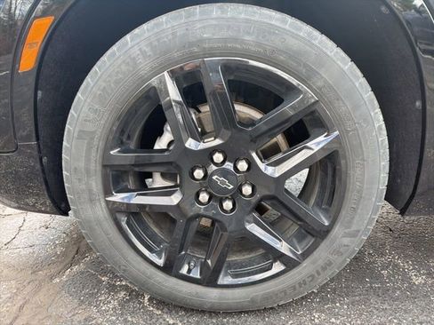 Certified 2024 Chevrolet Blazer RS w/ Driver Confidence II Package image 9