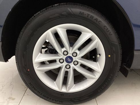 Used 2017 Ford Edge SEL w/ Equipment Group 201A FWD image 45