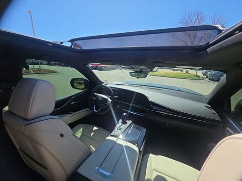 Used 2024 Cadillac Escalade Sport w/ Heavy-Duty Trailer Package image 24