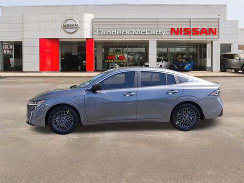 New 2026 Nissan Sentra SV w/ Floor Mat Package FWD image 6