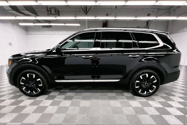 Used 2023 Kia Telluride SX FWD image 13