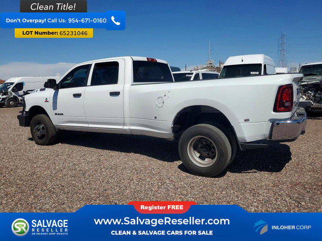 Used 2026 RAM 3500 Tradesman w/ Chrome Appearance Group AWD/4WD image 3