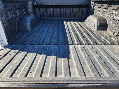 Certified 2023 Chevrolet Silverado 1500 LT w/ Z71 Off-Road Package image 31