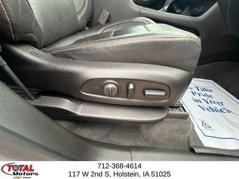 Used 2019 Chevrolet Traverse Premier AWD/4WD image 17