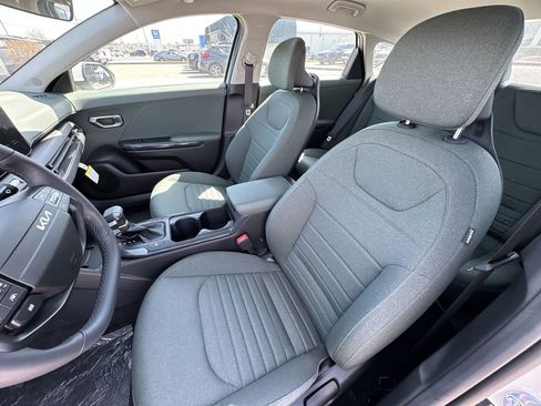 New 2025 Kia K4 EX image 11