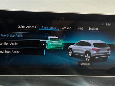 Used 2021 Mercedes-Benz GLA 250 4MATIC image 44