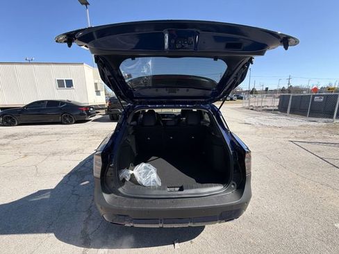 New 2026 Nissan Kicks SR w/ Cold Weather Package image 22