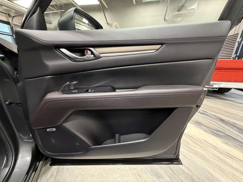 Used 2019 MAZDA CX-5 Signature image 40