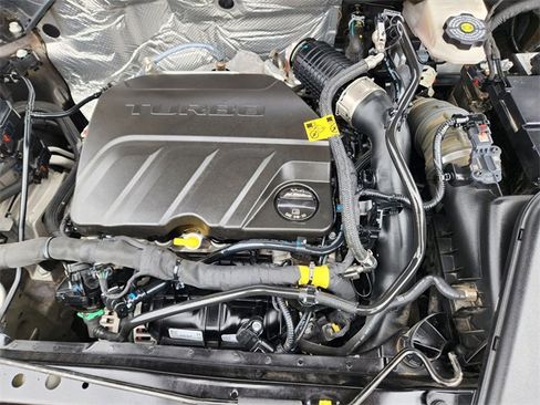 Used 2024 Chevrolet Trax RS w/ Sunroof Package image 30