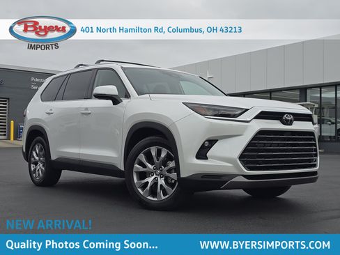 Used 2024 Toyota Grand Highlander AWD Hybrid image 1