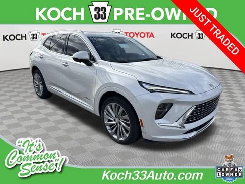 Used 2025 Buick Envision Avenir image 1