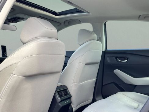 New 2025 Honda Accord SE image 9