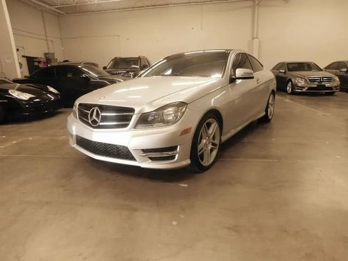 Used 2014 Mercedes-Benz C 250 C 250 Coupe 2D image 1