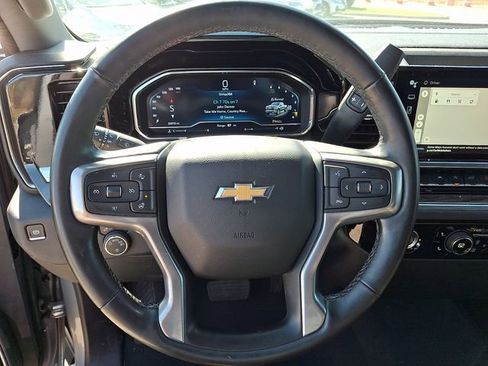 Used 2023 Chevrolet Silverado 1500 LT image 14